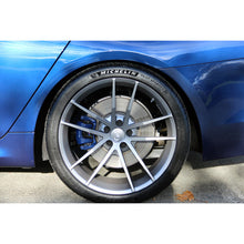 Load image into Gallery viewer, Dinan Performance Spring set for BMW G30 M550i
