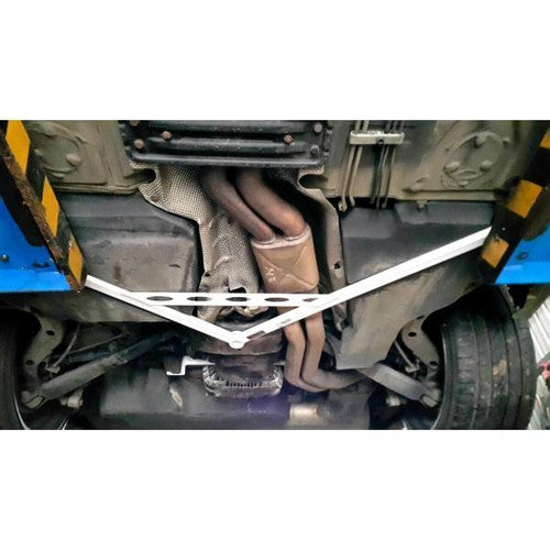 Ultra Racing Rear Lower Brace - BMW 3 Series (E46)